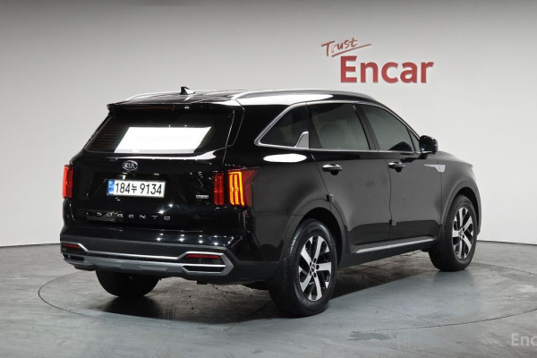 2021 Kia Sorento с пробегом 43 498 км