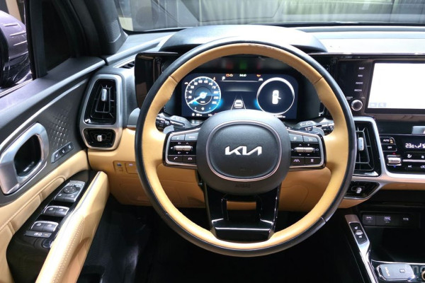 2022 Kia Sorento с пробегом 53 031 км