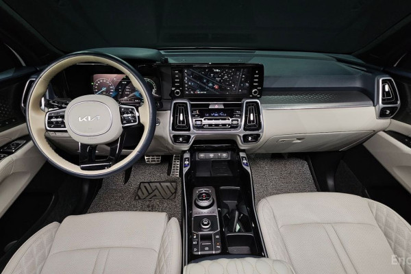 2022 Kia Sorento с пробегом 48 923 км