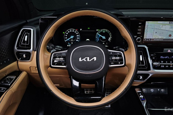 2022 Kia Sorento с пробегом 52 104 км