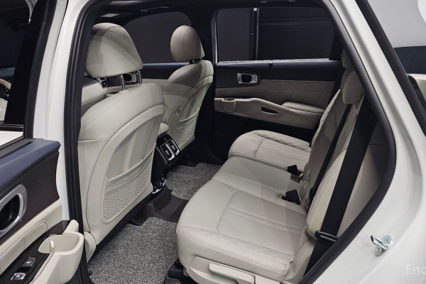 2022 Kia Sorento с пробегом 48 923 км