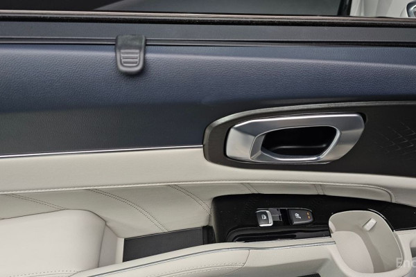 2022 Kia Sorento с пробегом 48 923 км