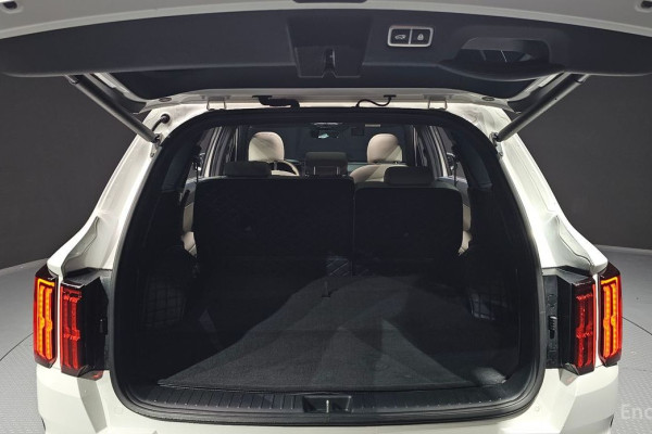 2022 Kia Sorento с пробегом 48 923 км