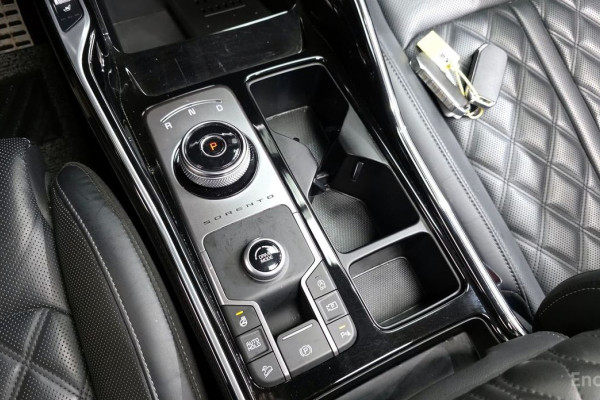 2021 Kia Sorento с пробегом 56 273 км