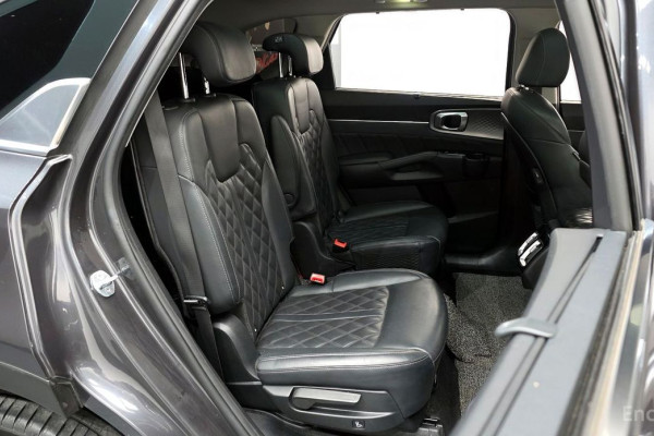 2021 Kia Sorento с пробегом 56 273 км