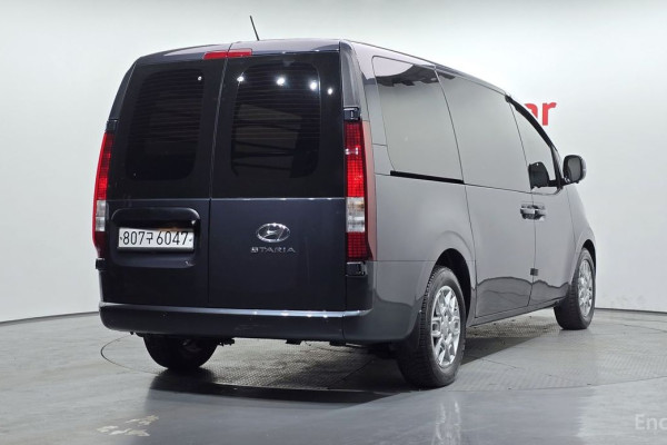 2022 Hyundai Staria с пробегом 101 200 км
