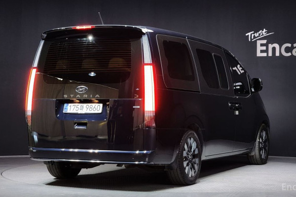 2021 Hyundai Staria с пробегом 71 639 км