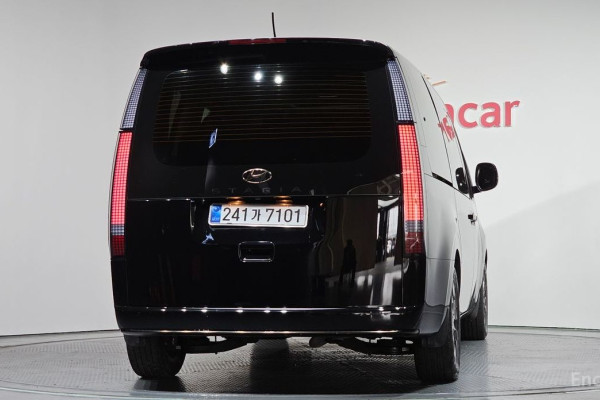 2021 Hyundai Staria с пробегом 130 042 км