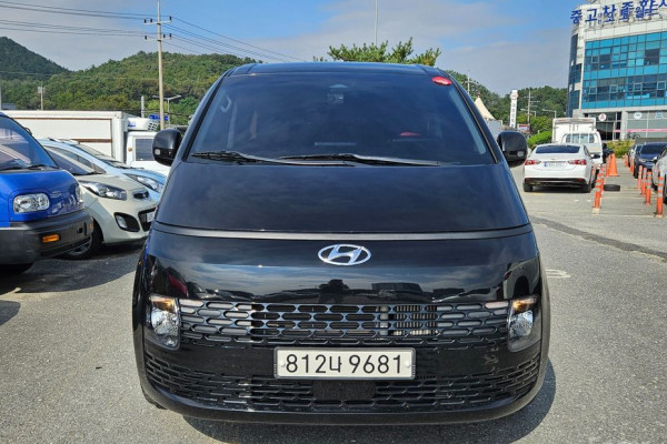 2022 Hyundai Staria с пробегом 30 933 км