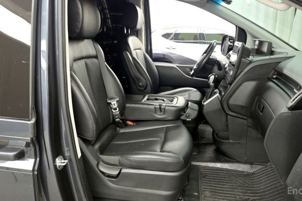 2022 Hyundai Staria с пробегом 52 525 км