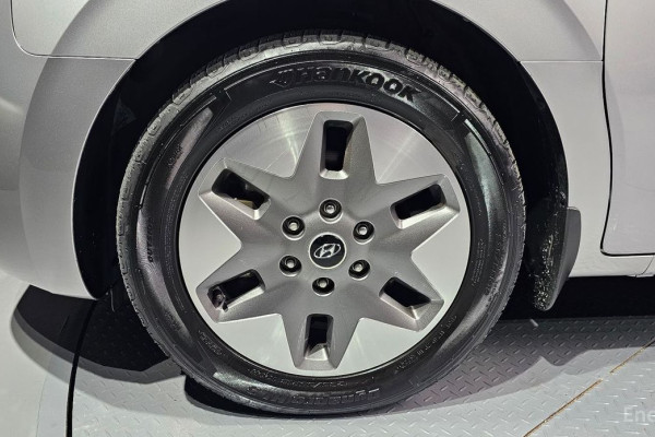 2022 Hyundai Staria с пробегом 75 292 км