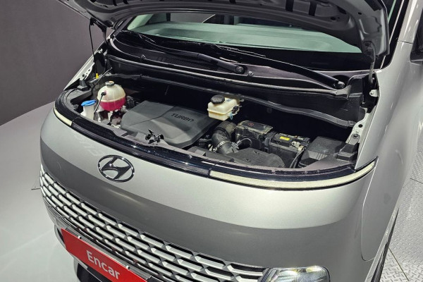 2022 Hyundai Staria с пробегом 75 292 км