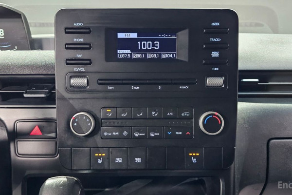 2022 Hyundai Staria с пробегом 75 292 км