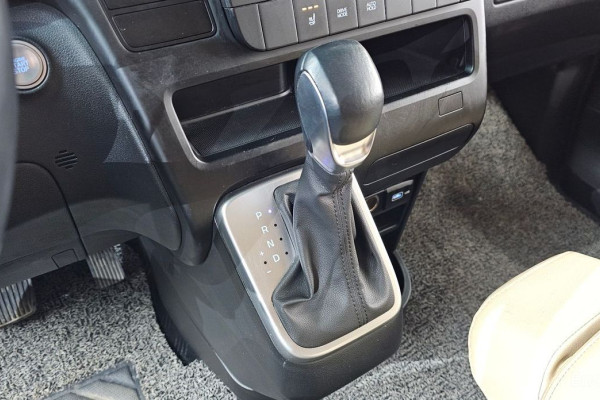 2021 Hyundai Staria с пробегом 70 944 км