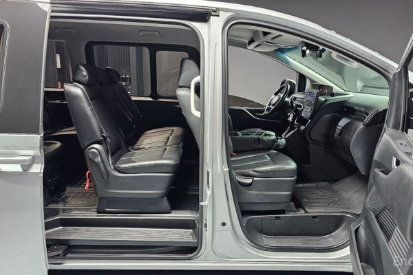 2022 Hyundai Staria с пробегом 75 292 км