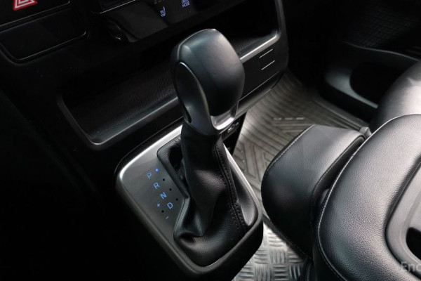 2022 Hyundai Staria с пробегом 45 445 км