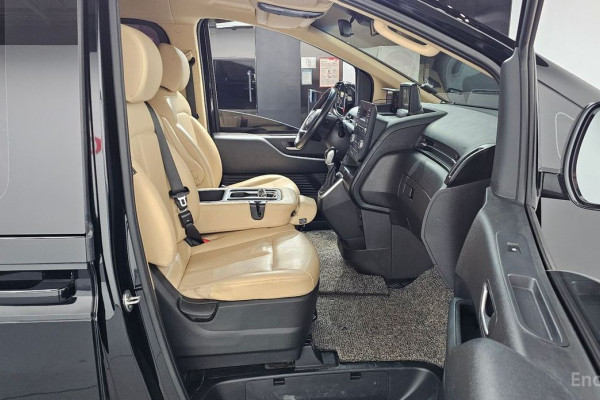 2021 Hyundai Staria с пробегом 70 944 км
