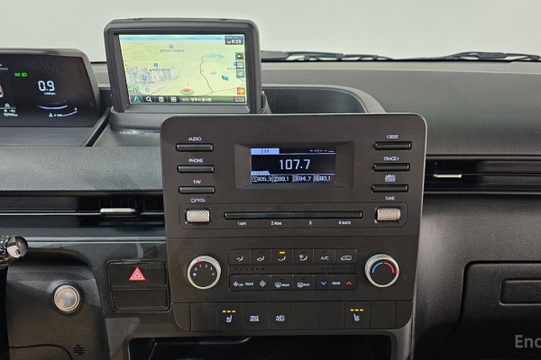 2021 Hyundai Staria с пробегом 70 944 км