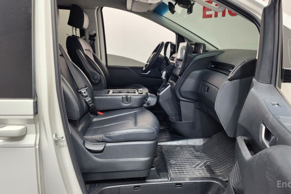 2022 Hyundai Staria с пробегом 83 593 км