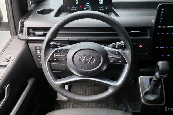 2022 Hyundai Staria с пробегом 30 660 км