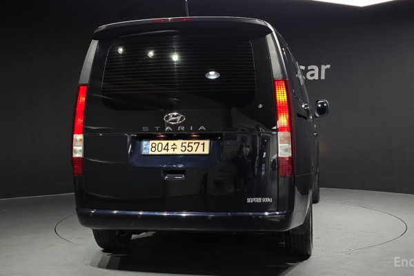 2022 Hyundai Staria с пробегом 98 097 км