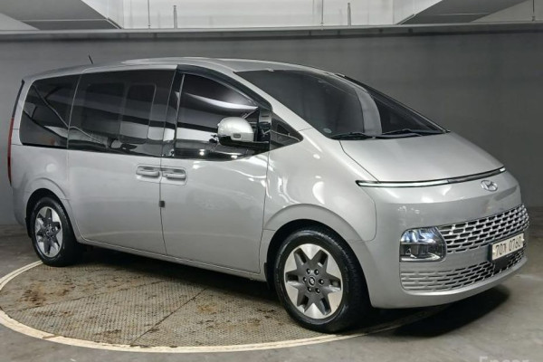 2021 Hyundai Staria с пробегом 31 067 км