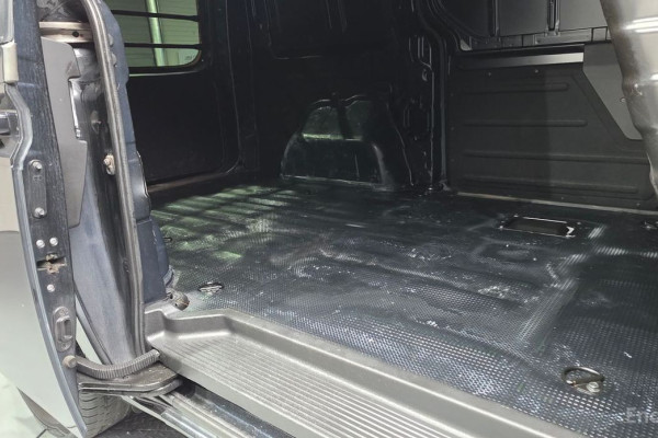 2022 Hyundai Staria с пробегом 98 097 км