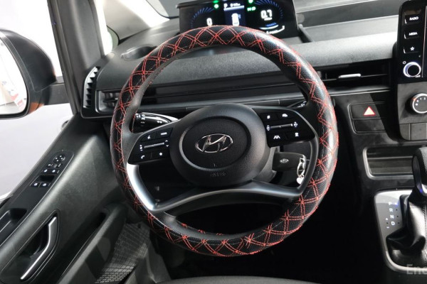 2022 Hyundai Staria с пробегом 98 097 км