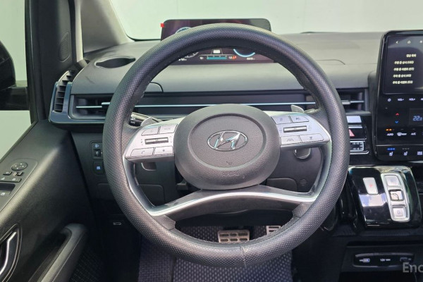 2022 Hyundai Staria с пробегом 45 018 км