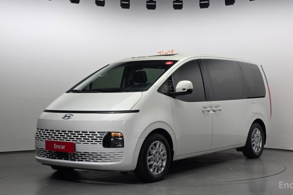 2022 Hyundai Staria с пробегом 70 126 км