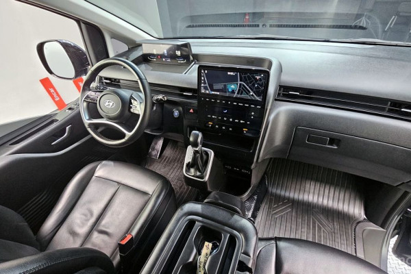 2022 Hyundai Staria с пробегом 98 142 км
