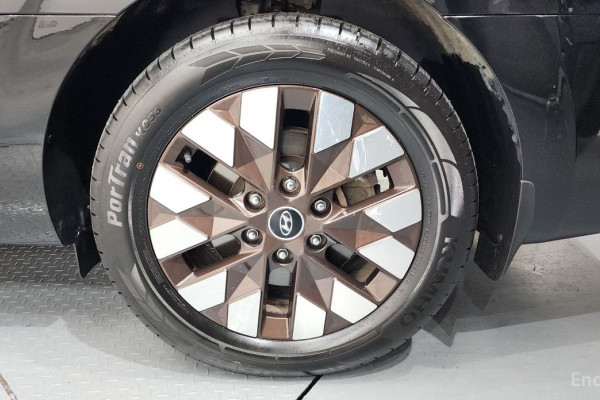 2021 Hyundai Staria с пробегом 84 034 км