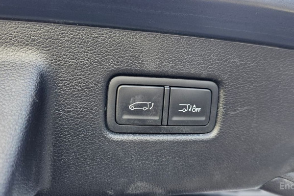 2022 Hyundai Staria с пробегом 45 018 км