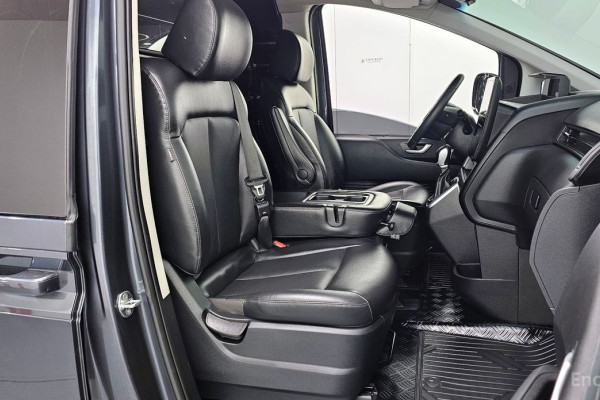 2022 Hyundai Staria с пробегом 98 142 км