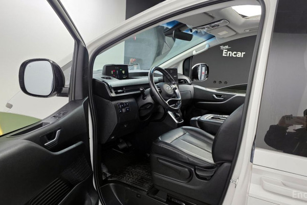 2022 Hyundai Staria с пробегом 70 126 км