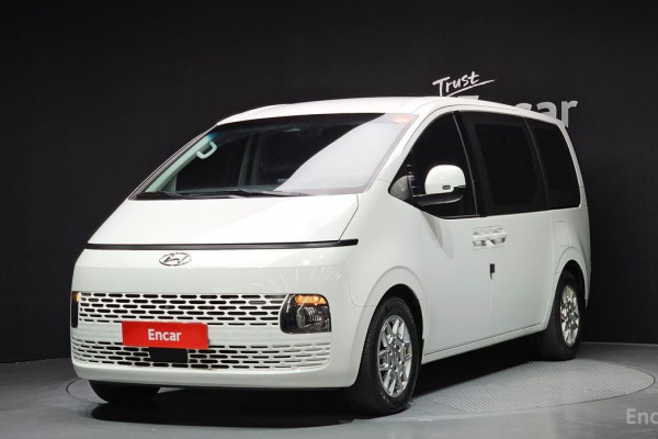 2022 Hyundai Staria с пробегом 69 042 км