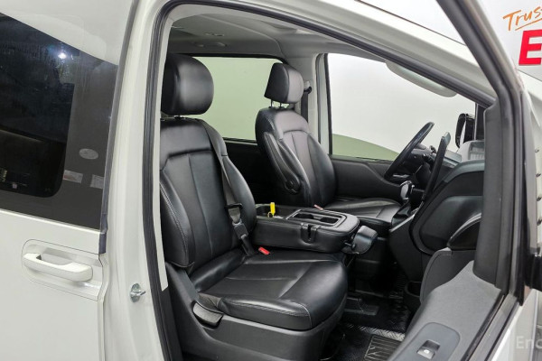 2022 Hyundai Staria с пробегом 70 126 км