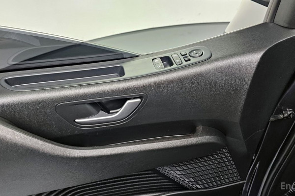 2022 Hyundai Staria с пробегом 98 142 км