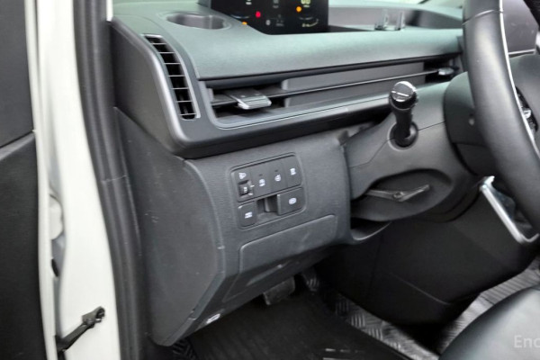 2022 Hyundai Staria с пробегом 38 808 км