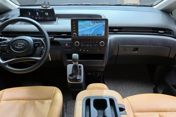 2022 Hyundai Staria с пробегом 75 812 км