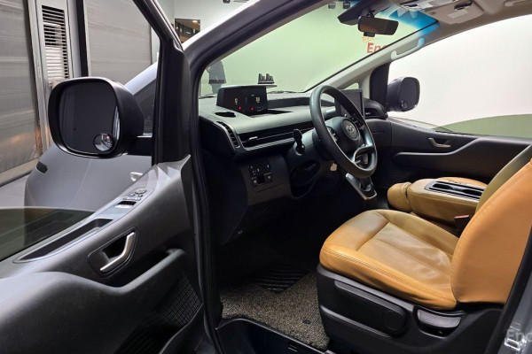 2022 Hyundai Staria с пробегом 75 812 км