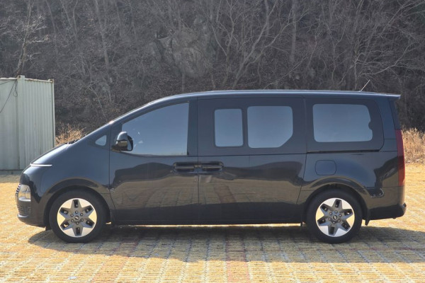 2022 Hyundai Staria с пробегом 91 175 км