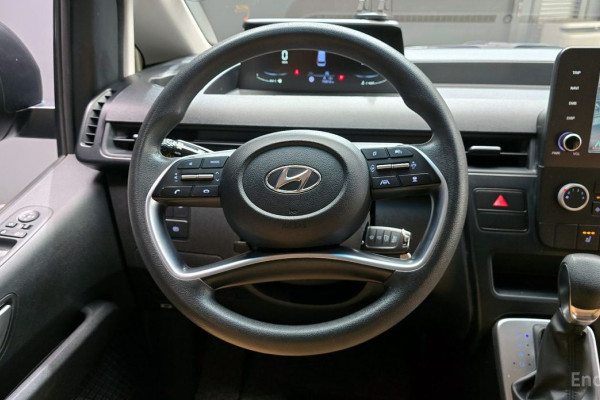 2022 Hyundai Staria с пробегом 75 812 км