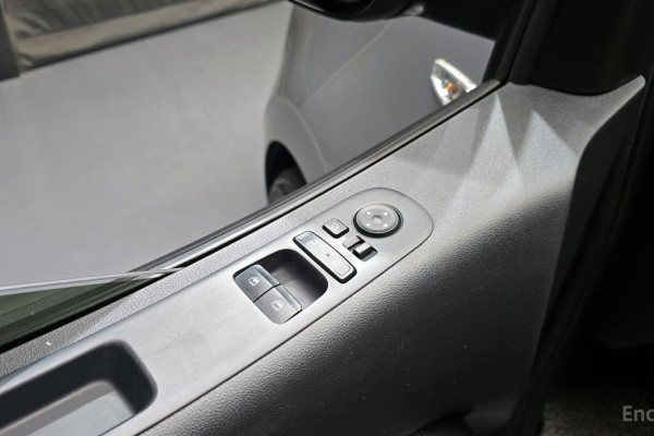 2022 Hyundai Staria с пробегом 75 812 км