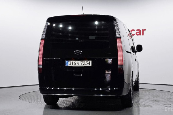 2021 Hyundai Staria с пробегом 71 869 км