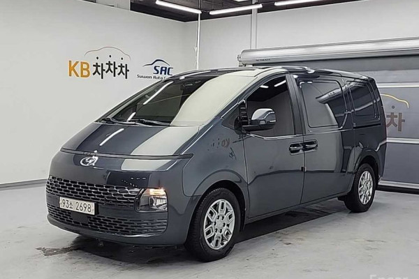 2021 Hyundai Staria с пробегом 68 000 км
