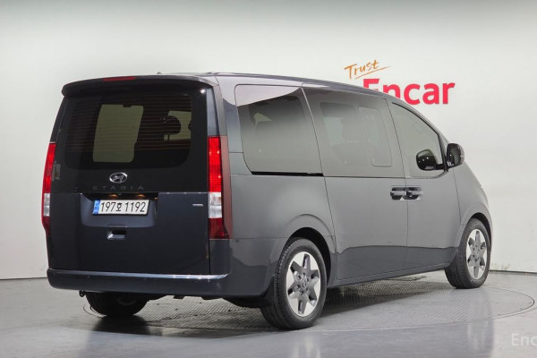 2022 Hyundai Staria с пробегом 60 461 км