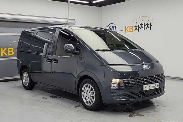 2021 Hyundai Staria с пробегом 68 000 км