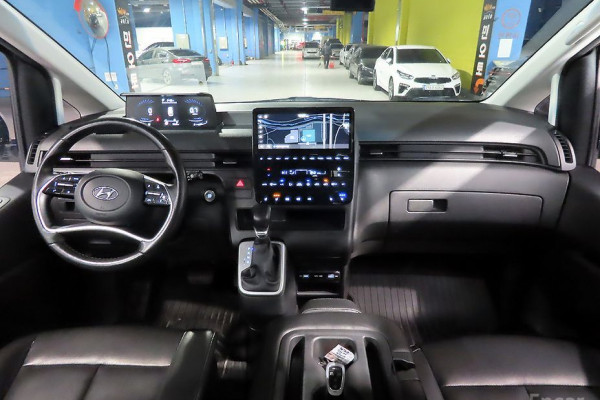 2021 Hyundai Staria с пробегом 74 982 км