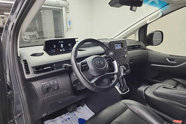 2021 Hyundai Staria с пробегом 68 000 км